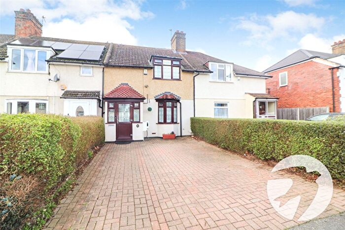 2 Bedroom Terraced House For Sale In Heath Way, Erith, DA8