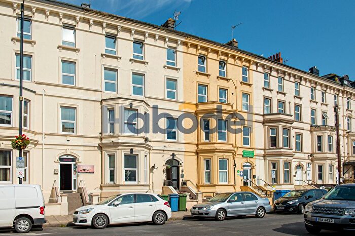 2 Bedroom Flat To Rent In Marlborough Terrace, Bridlington, YO15