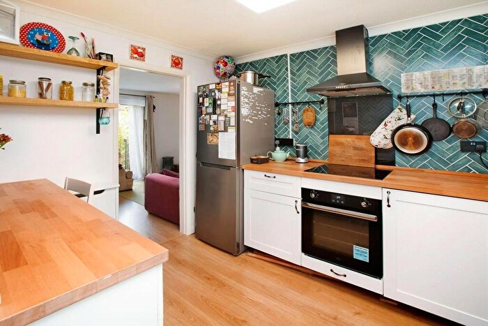 2 Bedroom Detached Bungalow For Sale In Morningside, Dawlish, EX7
