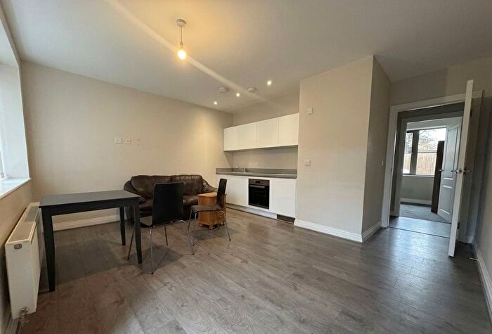 1 Bedroom Property To Rent In Station Road, West Drayton, UB7