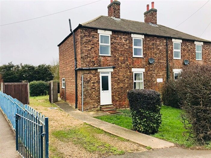 3 Bedroom Semi-Detached House For Sale In Main Road, Deeping St. Nicholas, Spalding, PE11