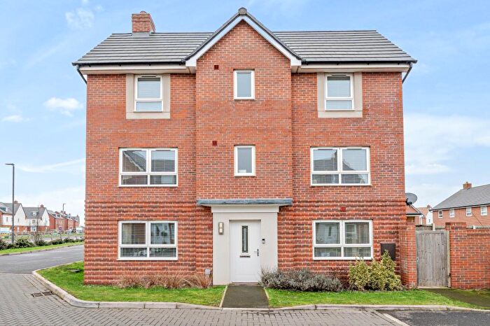 4 Bedroom Semi-Detached House To Rent In Kingsbrook, Aylesbury, HP22