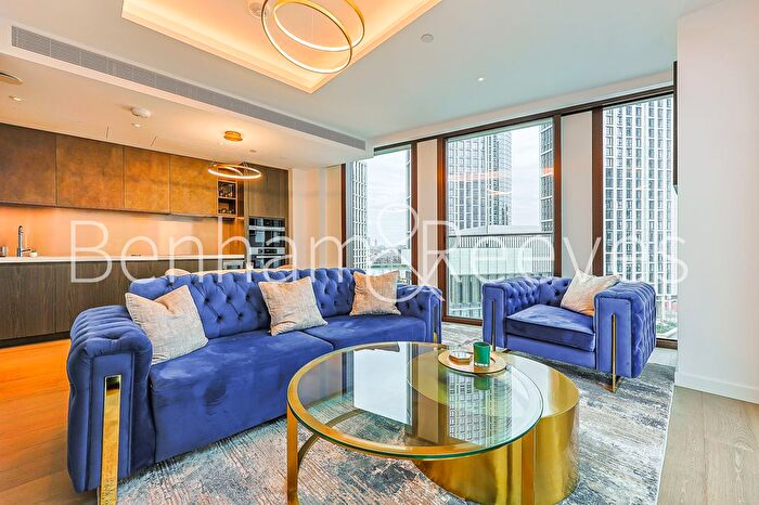 2 Bedroom Flat To Rent In Carnation Way, Vauxhall, SW8