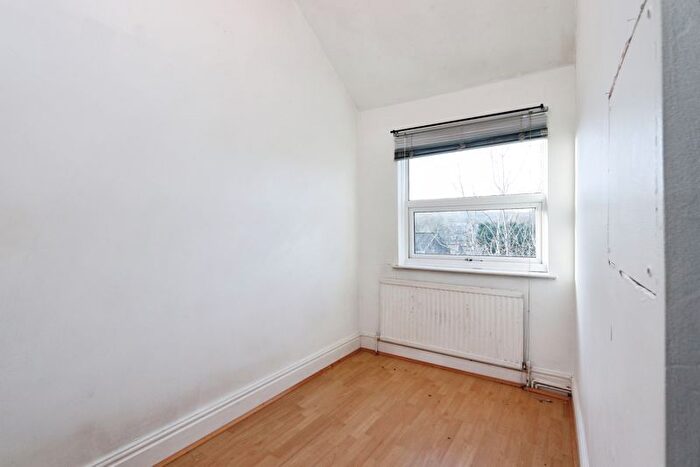 2 Bedroom Terraced House For Sale In Athol Road, Sheffield, S8
