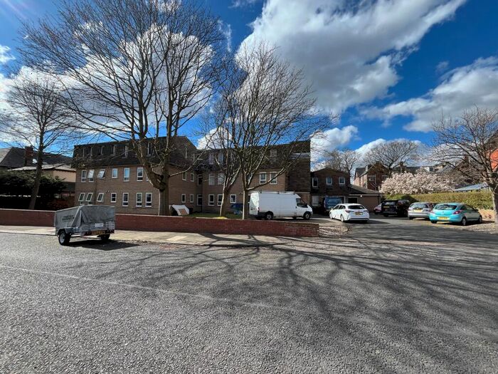 1 Bedroom Flat To Rent In Dunholme Road, Newcastle Upon Tyne, NE4
