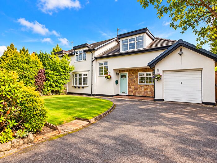 4 Bedroom Semi Detached House For Sale In Long Lane, Aughton, L39