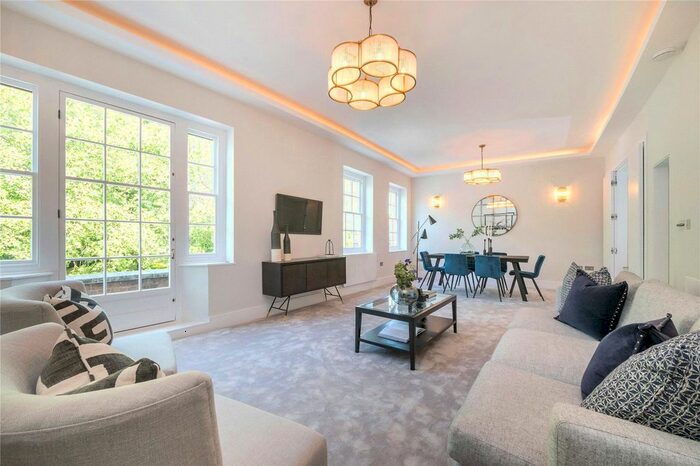 3 Bedroom Flat To Rent In Hyde Park Crescent, Hyde Park, London, W2