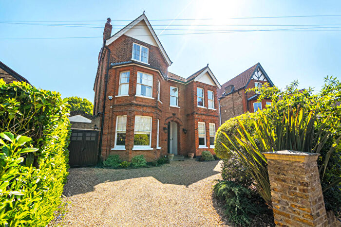 5 Bedroom Detached House For Sale In Rodway Road, Bromley, BR1