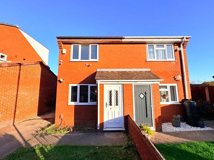 2 Bedroom Semi Detached House To Rent In Heathcote Close, Edge Hill, Liverpool, Merseyside, L7