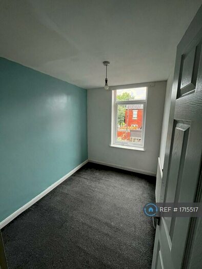 3 Bedroom Flat To Rent In Percy Street, Jarrow, NE32