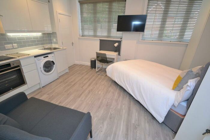 Studio To Rent In Woodborough Road, Nottingham, NG3