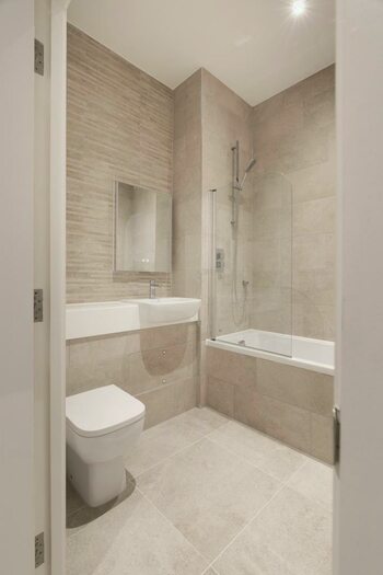 1 Bedroom Apartment To Rent In North Star Avenue Swindon, SN2