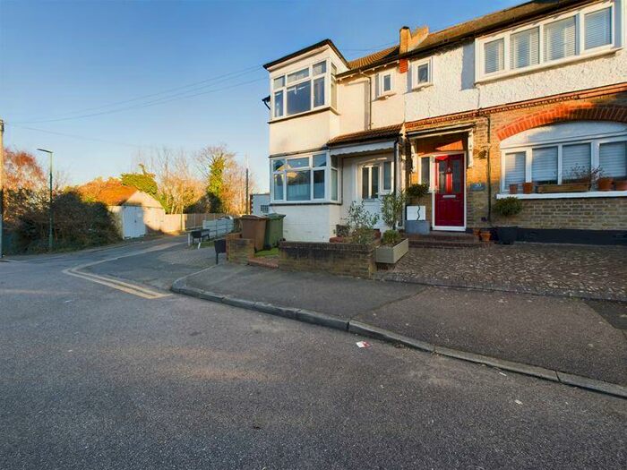 3 Bedroom Detached House To Rent In Wallington, SM6