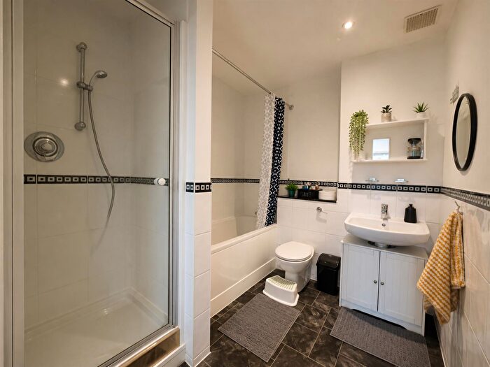 1 Bedroom Detached House For Sale In Six Penny Court, Tanner Street, IG11