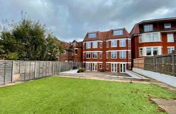 1 Bedroom Flat To Rent In Farnan Road, Streatham SW16