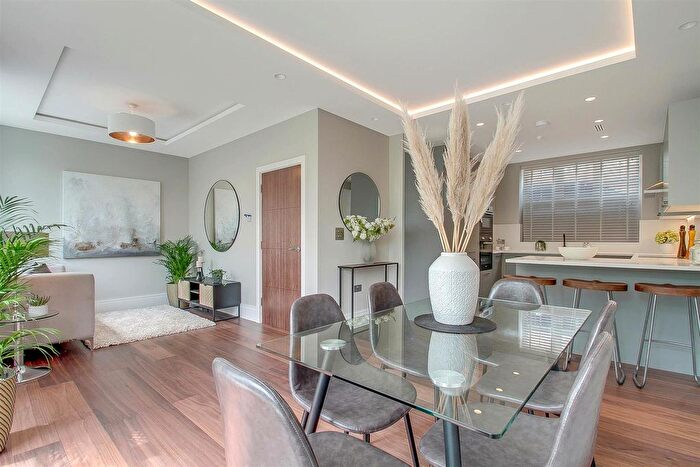 3 Bedroom Mews To Rent In Bute Mews, Hampstead Garden Suburb, London, NW11