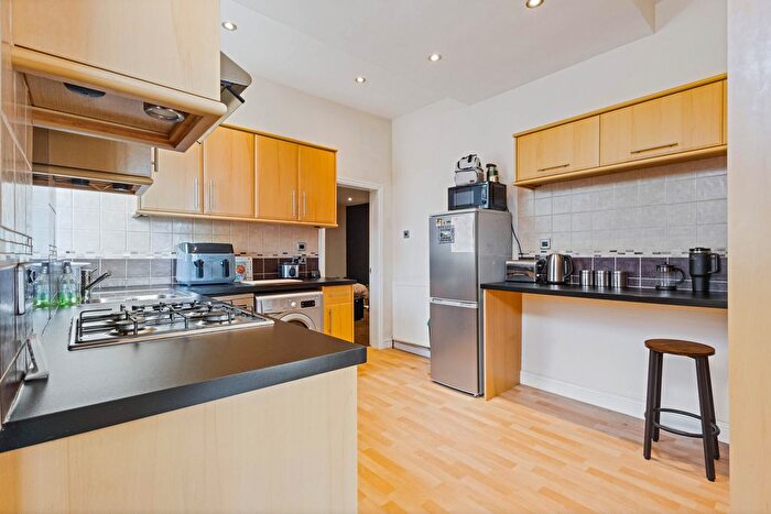 3 Bedroom Semi-detached House For Sale In Stoney Lane, Hall Green, Wakefield, WF4