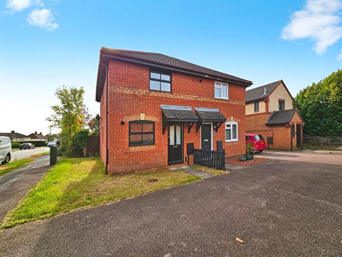 2 Bedroom Semi-Detached House For Sale In Almond Road, Kettering, Northants, NN16