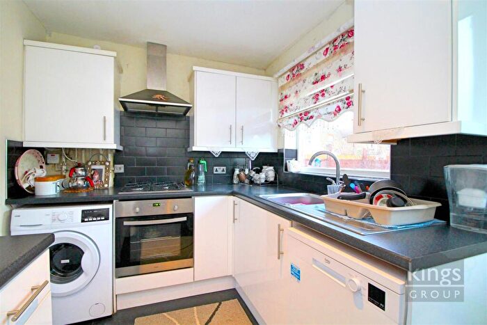 2 Bedroom Flat For Sale In Church Street, Edmonton, N9