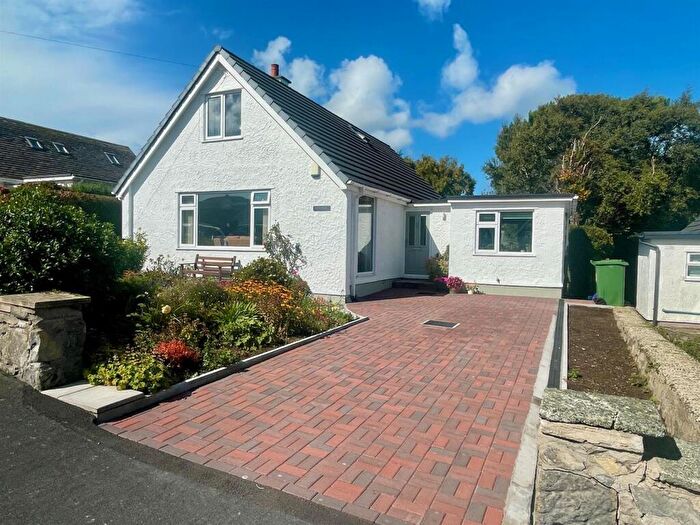 4 Bedroom Detached Bungalow For Sale In Ffordd Cynlas, Benllech, Tyn-Y-Gongl, LL74