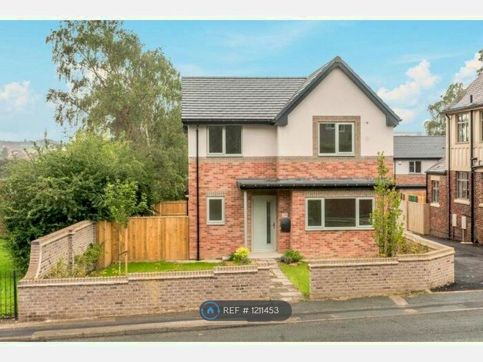 4 Bedroom Detached House To Rent In Batley Road, Wakefield, WF2