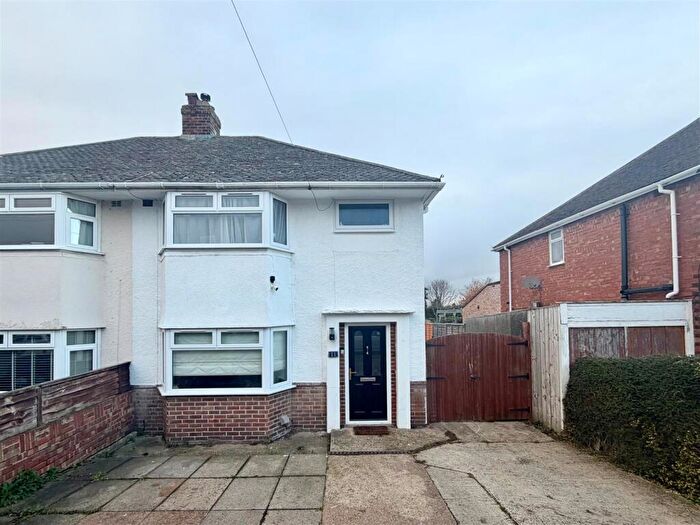 3 Bedroom Semi Detached House For Sale In Winston Road, Churchdown, Gloucester, GL3