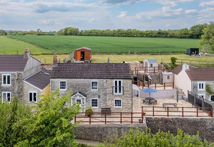 3 Bedroom Detached House For Sale In Langleys Lane, Clapton, Midsomer Norton, BA3