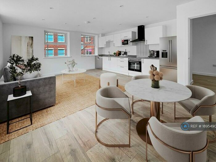 2 Bedroom Flat To Rent In Oriel House, Northampton, NN1