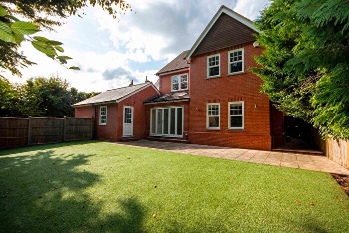 5 Bedroom Detached House For Sale In Shire Lane, Chorleywood, WD3