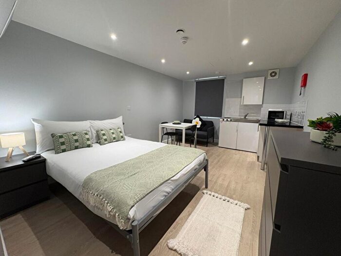 Studio To Rent In London Road, Thornton Heath, CR7