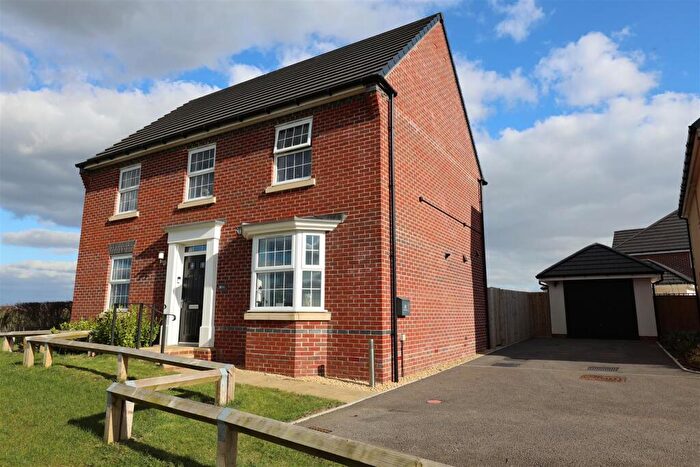 4 Bedroom Detached House For Sale In Rhodfa'r Hurricane, St. Athan, Vale Of Glamorgan, CF62