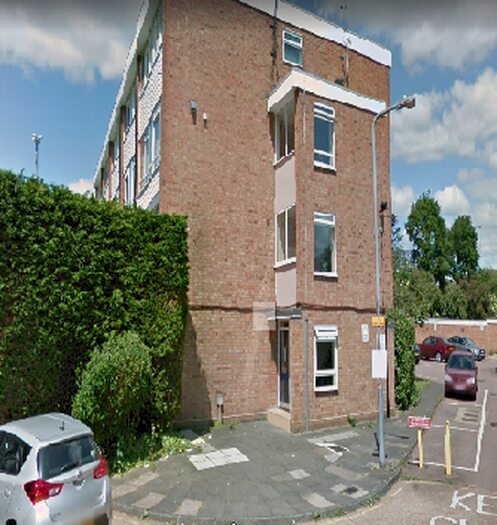 2 Bedroom Flat To Rent In Kirby Close, Ilford, Essex, IG6