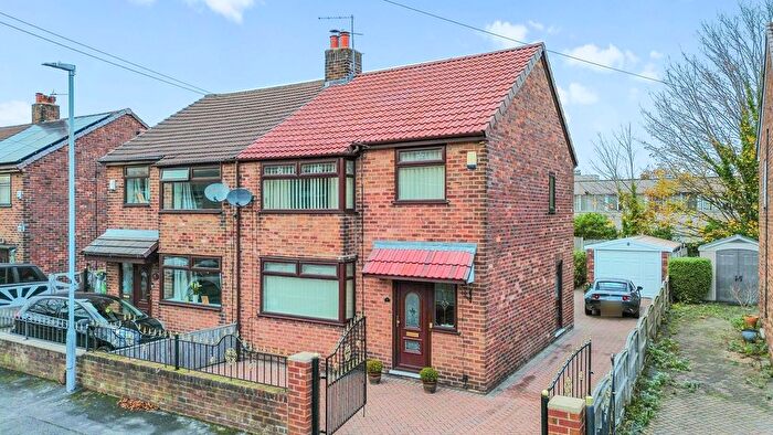 3 Bedroom Semi Detached House For Sale In Archer Grove, St. Helens, WA9