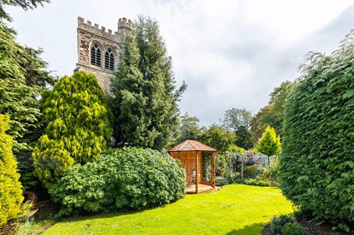 4 Bedroom Detached House For Sale In Elmers Park, Bletchley, Milton Keynes, MK3