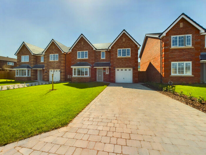 4 Bedroom Detached House For Sale In Cae Mair, Wrexham Road, Llanfair Dyffryn Clwyd, LL15