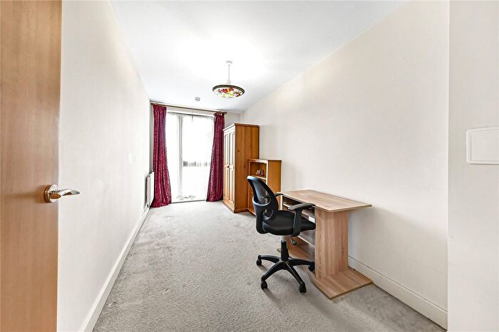 3 Bedroom Flat To Rent In Theodor Court, Nobel Close, NW9