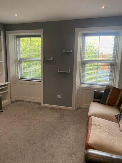 1 Bedroom Flat To Rent In Grainger Park, Newcastle Upon Tyne, NE4