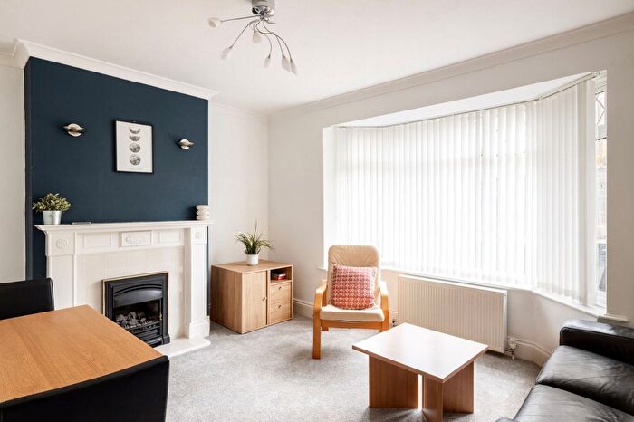 4 Bedroom Terraced House For Sale In Widdicombe Way, Brighton, BN2