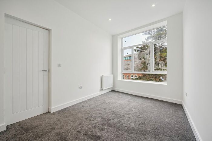 1 Bedroom Flat For Sale In Flat G Mary Kennedy House, Broadway Didcot, OX11