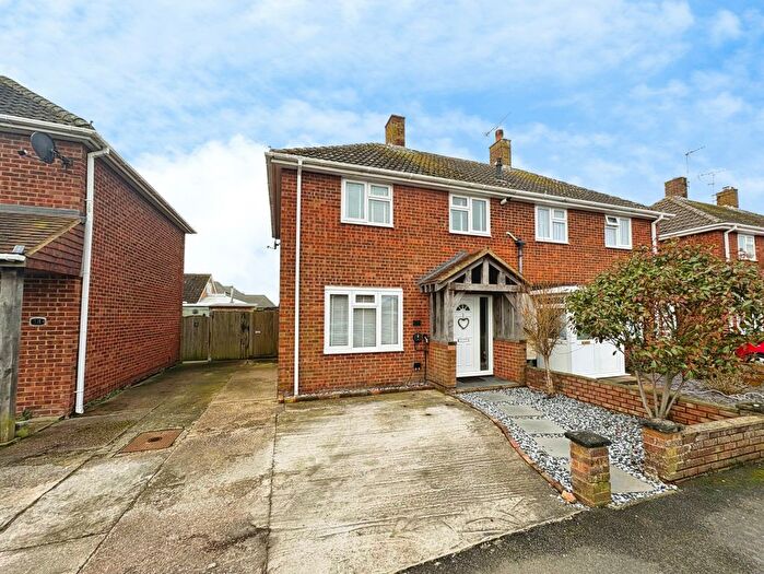 2 Bedroom Semi-Detached House For Sale In The Derings, Romney Marsh, TN29