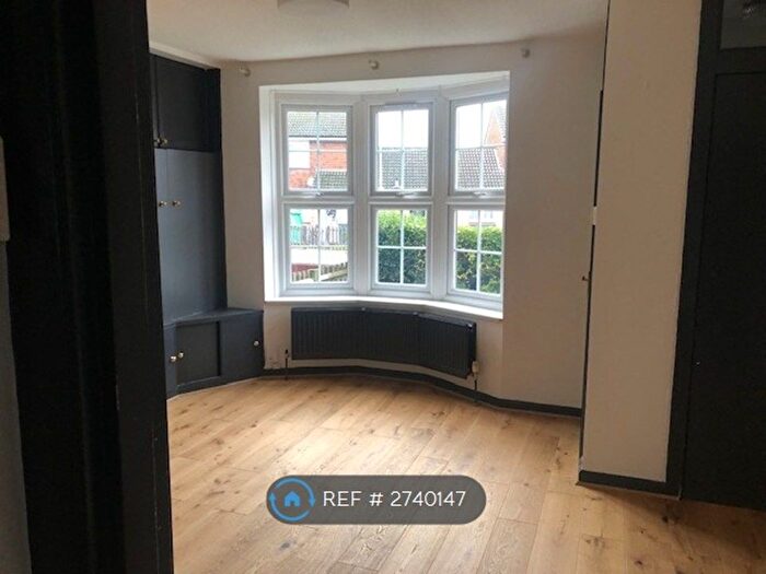 2 Bedroom Semi-detached House To Rent In St. Keverne Road, London, SE9