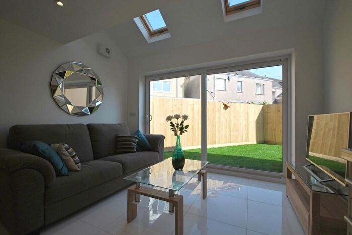 3 Bedroom House To Rent In Llantrisant Street, Cathays, CF24