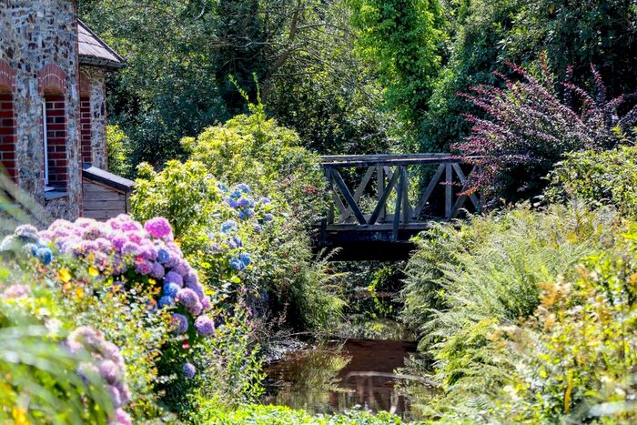 7 Bedroom Detached House For Sale In Ventongimps, Callestick, Truro, TR4