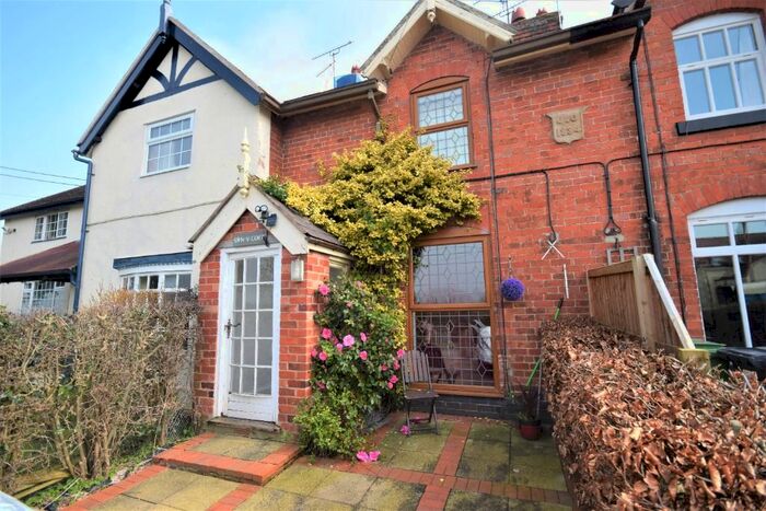 3 Bedroom Cottage To Rent In Pen Y Lan, Pen Y Lan, Wrexham LL14