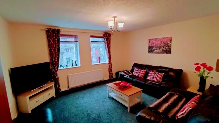 2 Bedroom Flat To Rent In Whitehall Place, Rosemount, Aberdeen, AB25