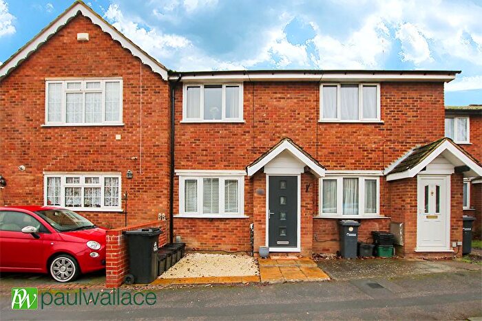 2 Bedroom Terraced House For Sale In The Canadas, Turnford, EN10