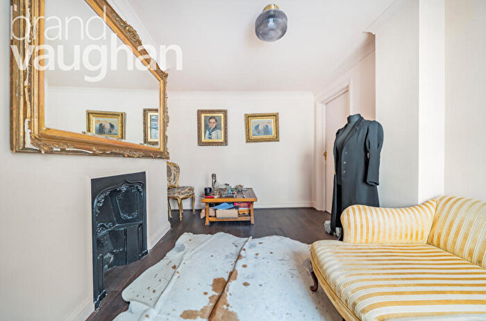 2 Bedroom House To Rent In Marshalls Row, Brighton, East Sussex, BN1