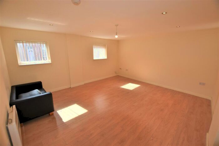 3 Bedroom Apartment To Rent In River Soar Living, Western Road, Leicester, LE3