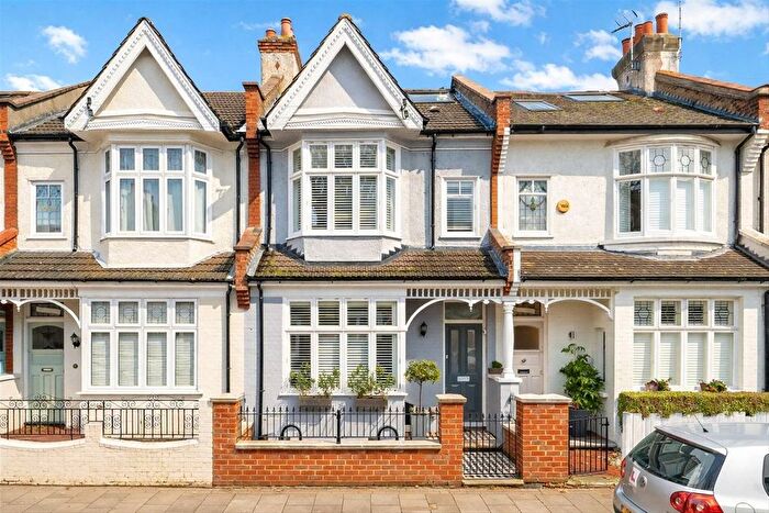 5 Bedroom Terraced House For Sale In Brudenell Road, Tooting, SW17
