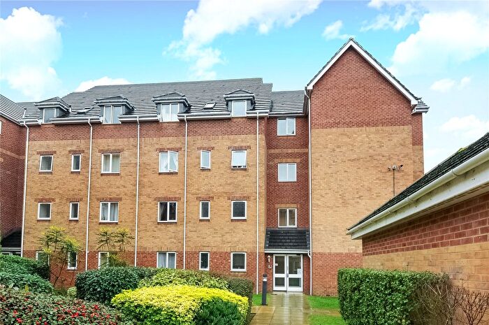2 Bedroom Flat To Rent In Westgate Court, Oxford Road, Reading, Berkshire, RG30